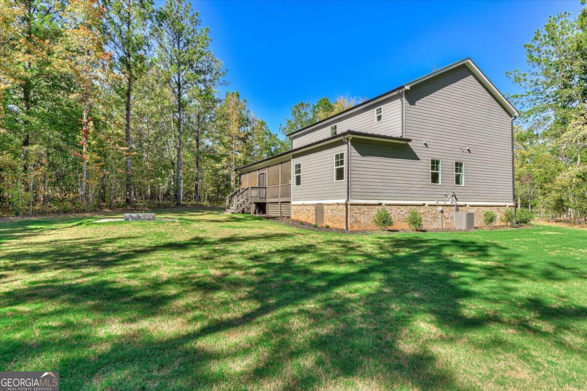 1021 Pointe S Tignall GA 30668