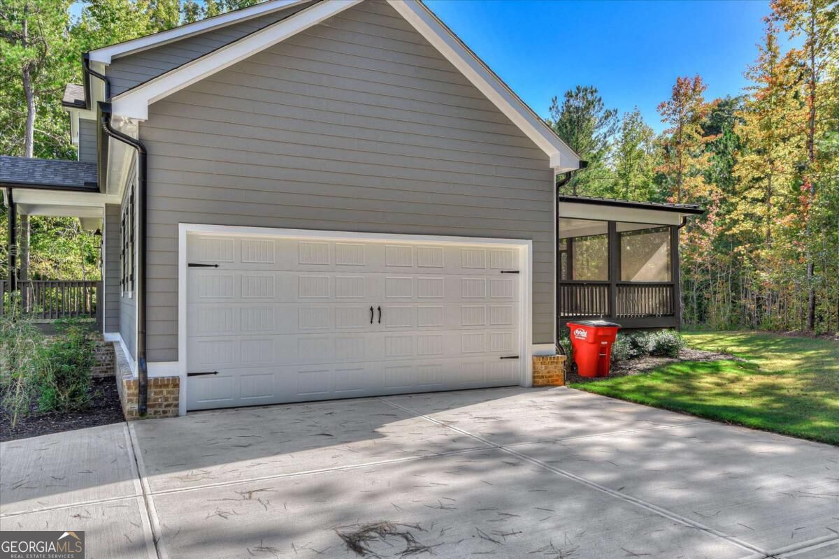 1021 Pointe S Tignall GA 30668
