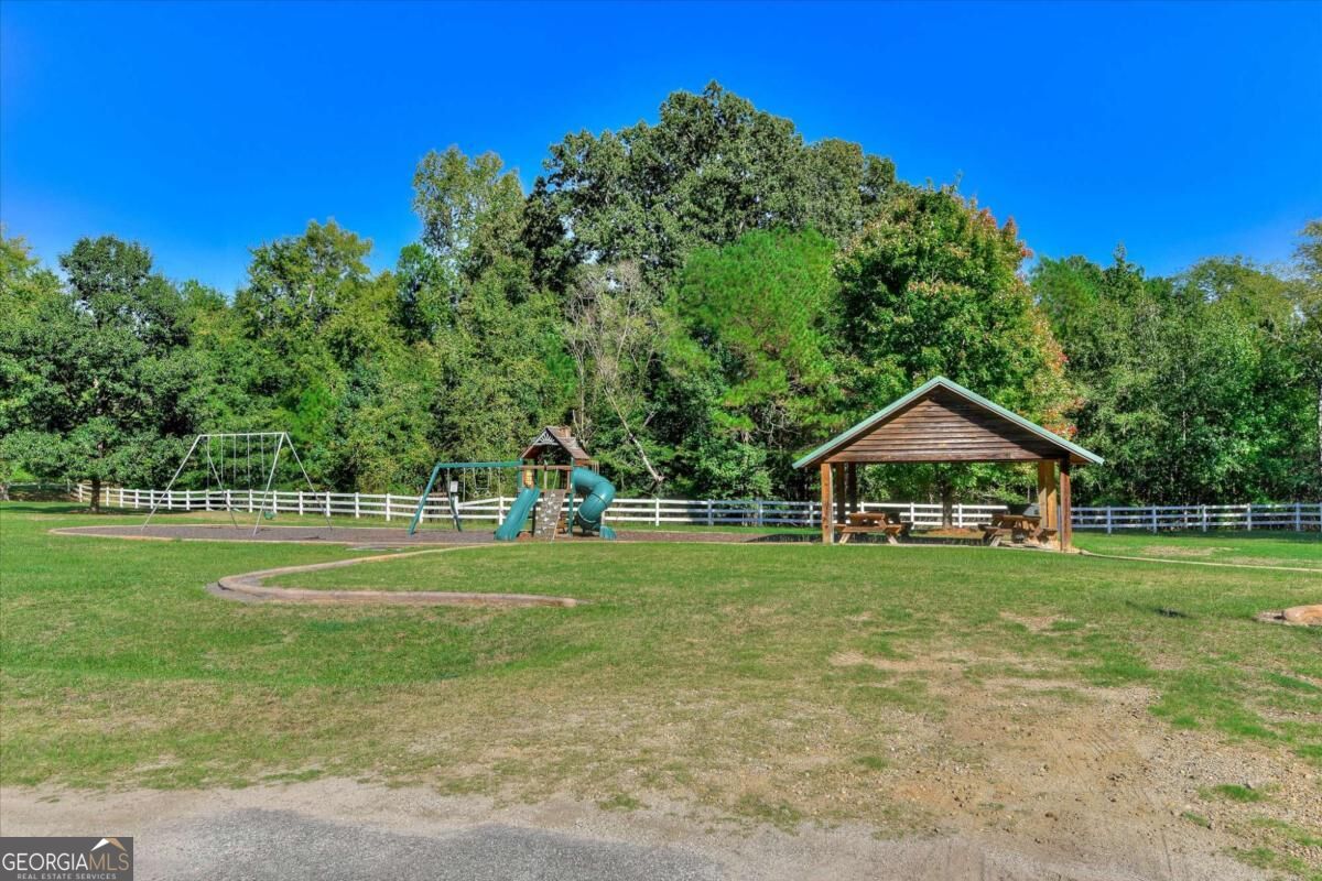 1021 Pointe S Tignall GA 30668