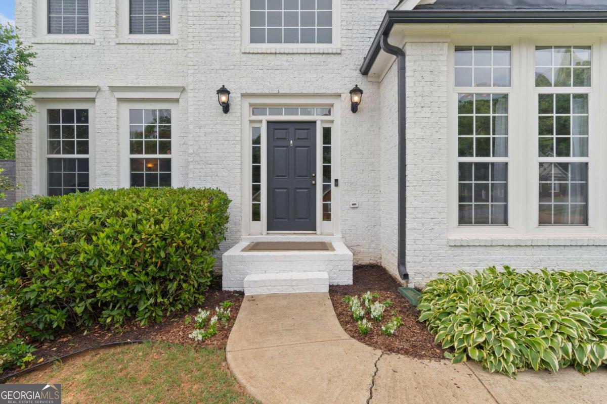 243 Ribbon Leaf View Suwanee GA 30024