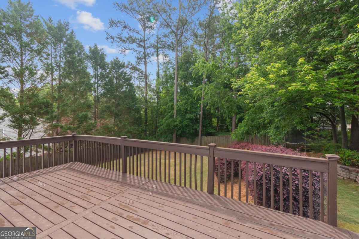 243 Ribbon Leaf View Suwanee GA 30024