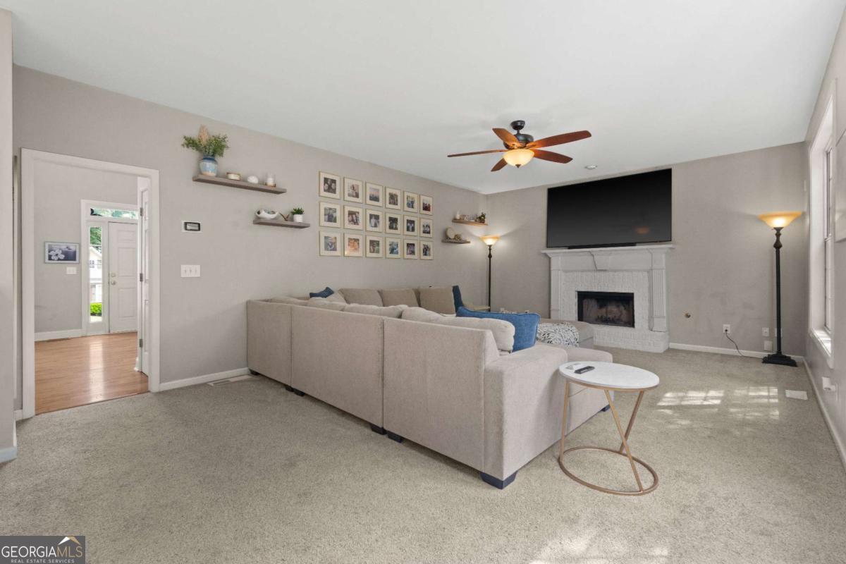 243 Ribbon Leaf View Suwanee GA 30024