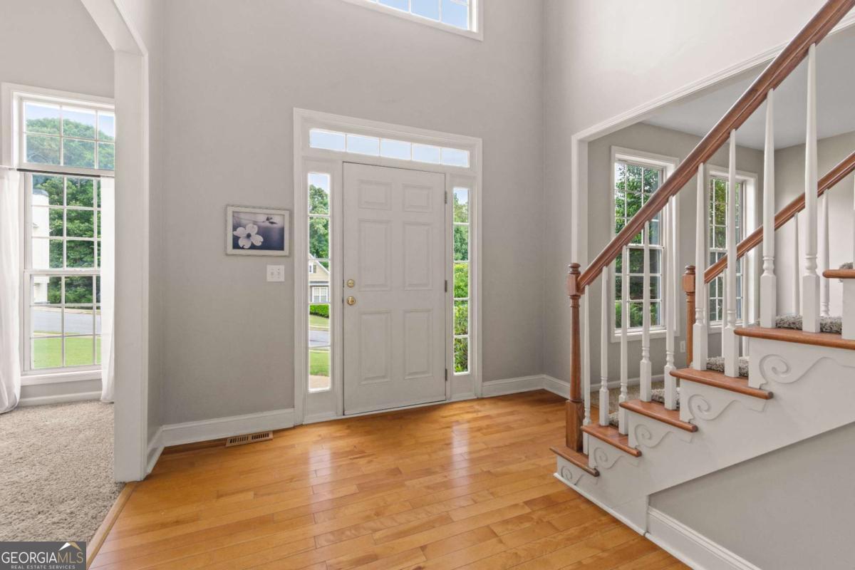 243 Ribbon Leaf View Suwanee GA 30024