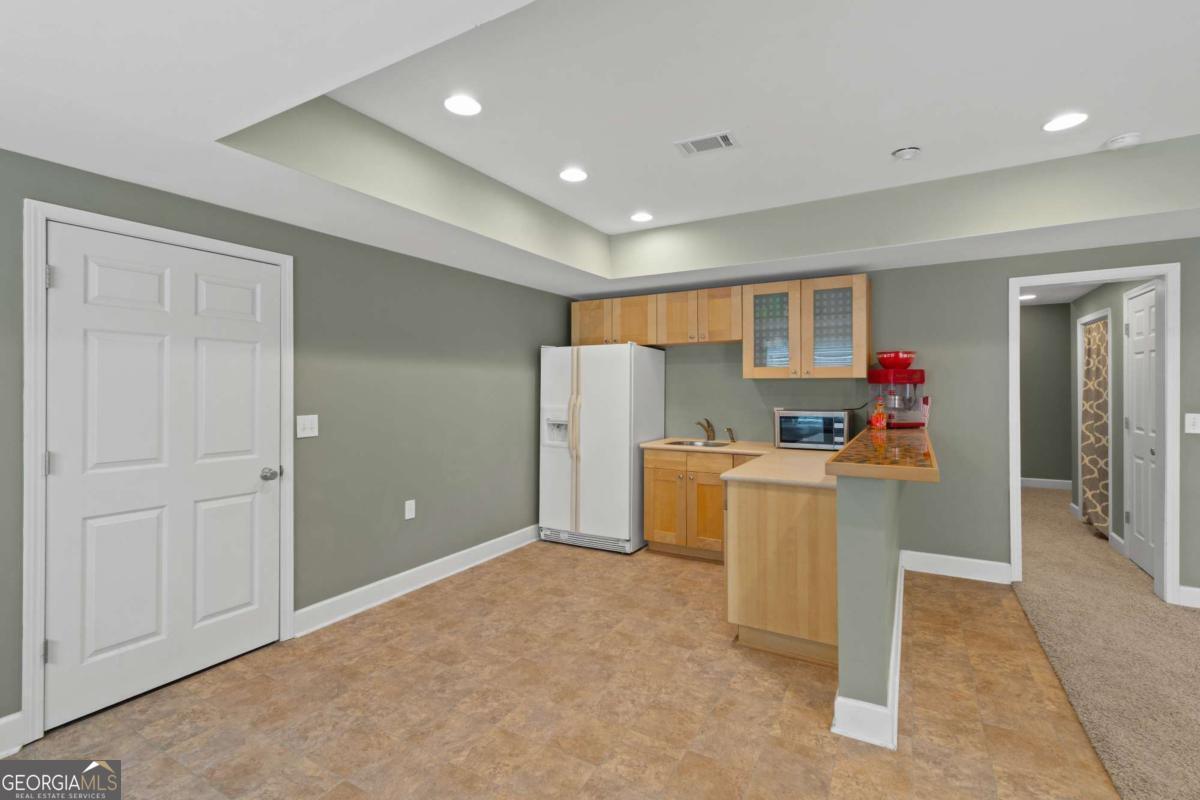 243 Ribbon Leaf View Suwanee GA 30024