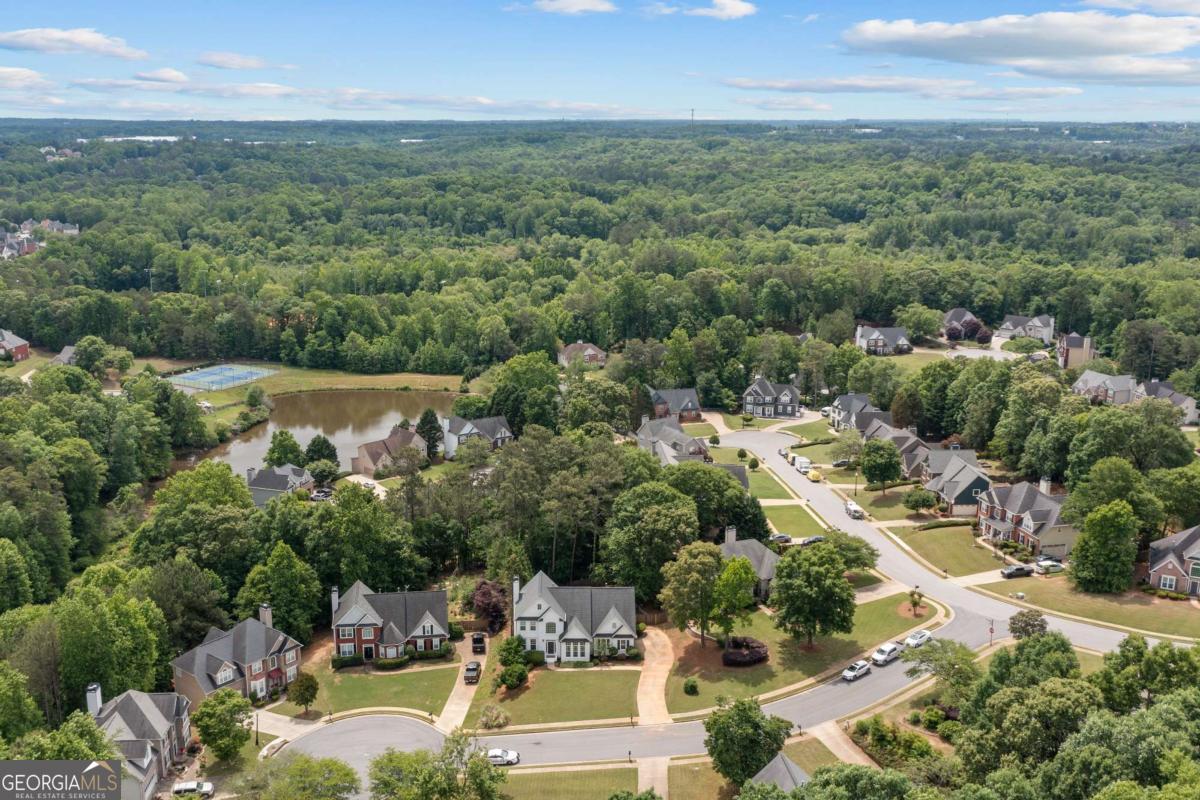 243 Ribbon Leaf View Suwanee GA 30024