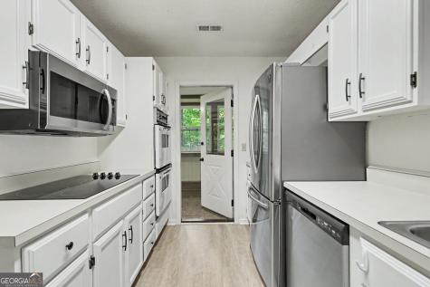 230 Stornoway Drive Clayton GA 30525