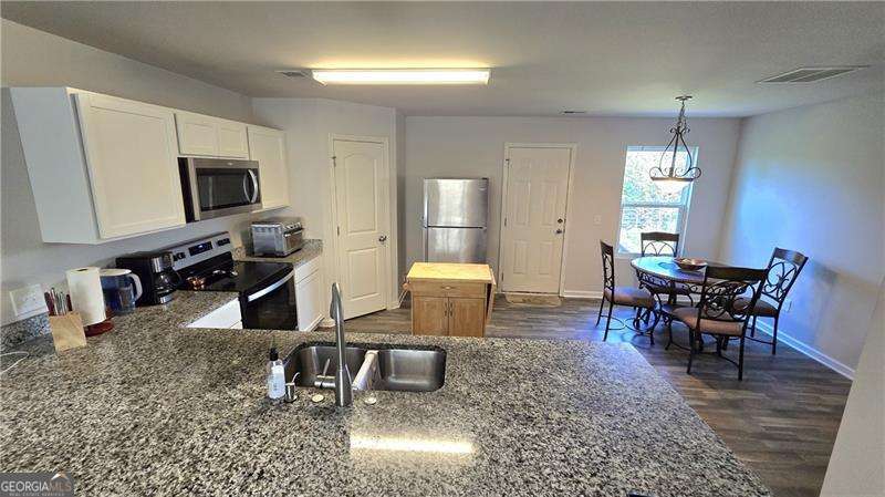25 Oxford Lane Kingston GA 30145