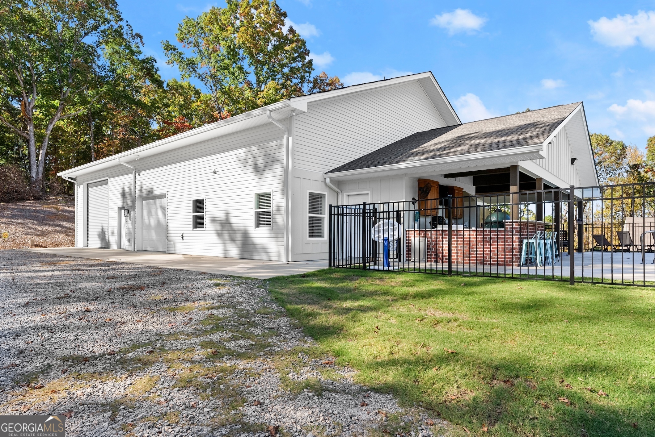 125 And 87 Rainbow Circle Cleveland GA 30528