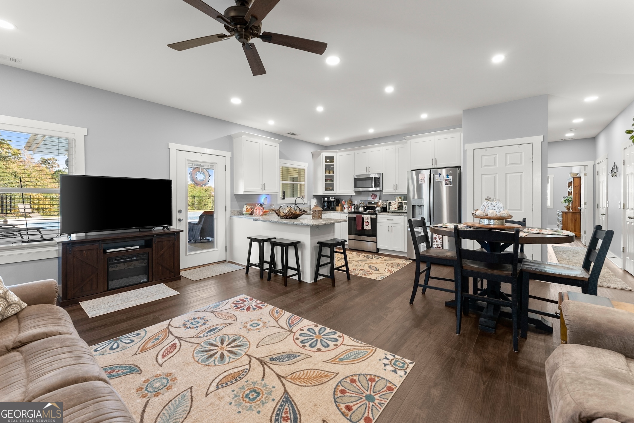 125 And 87 Rainbow Circle Cleveland GA 30528