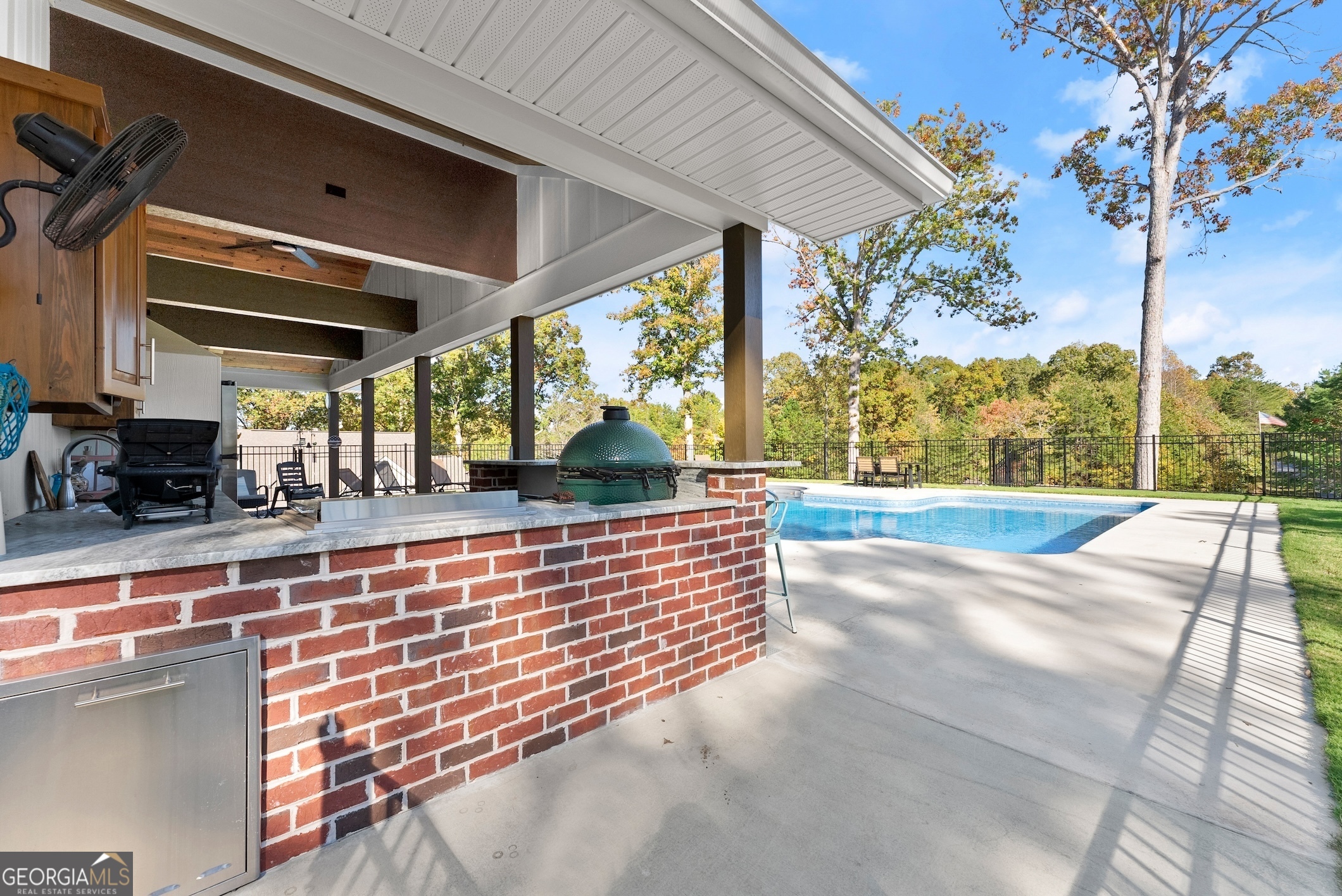 125 And 87 Rainbow Circle Cleveland GA 30528