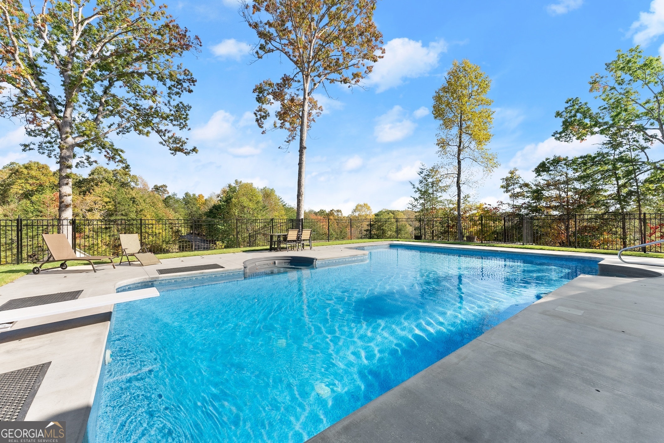 125 And 87 Rainbow Circle Cleveland GA 30528