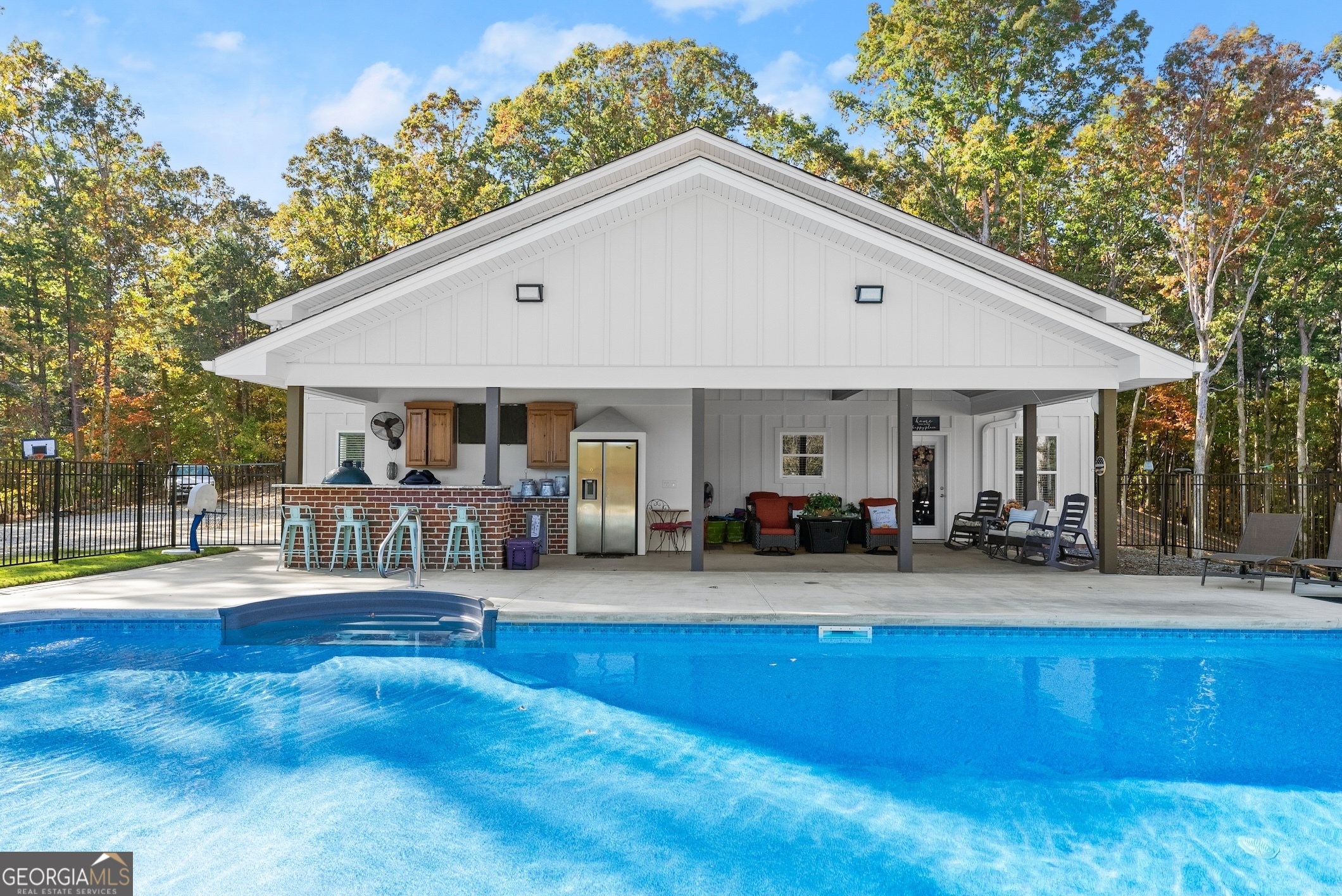 125 And 87 Rainbow Circle Cleveland GA 30528