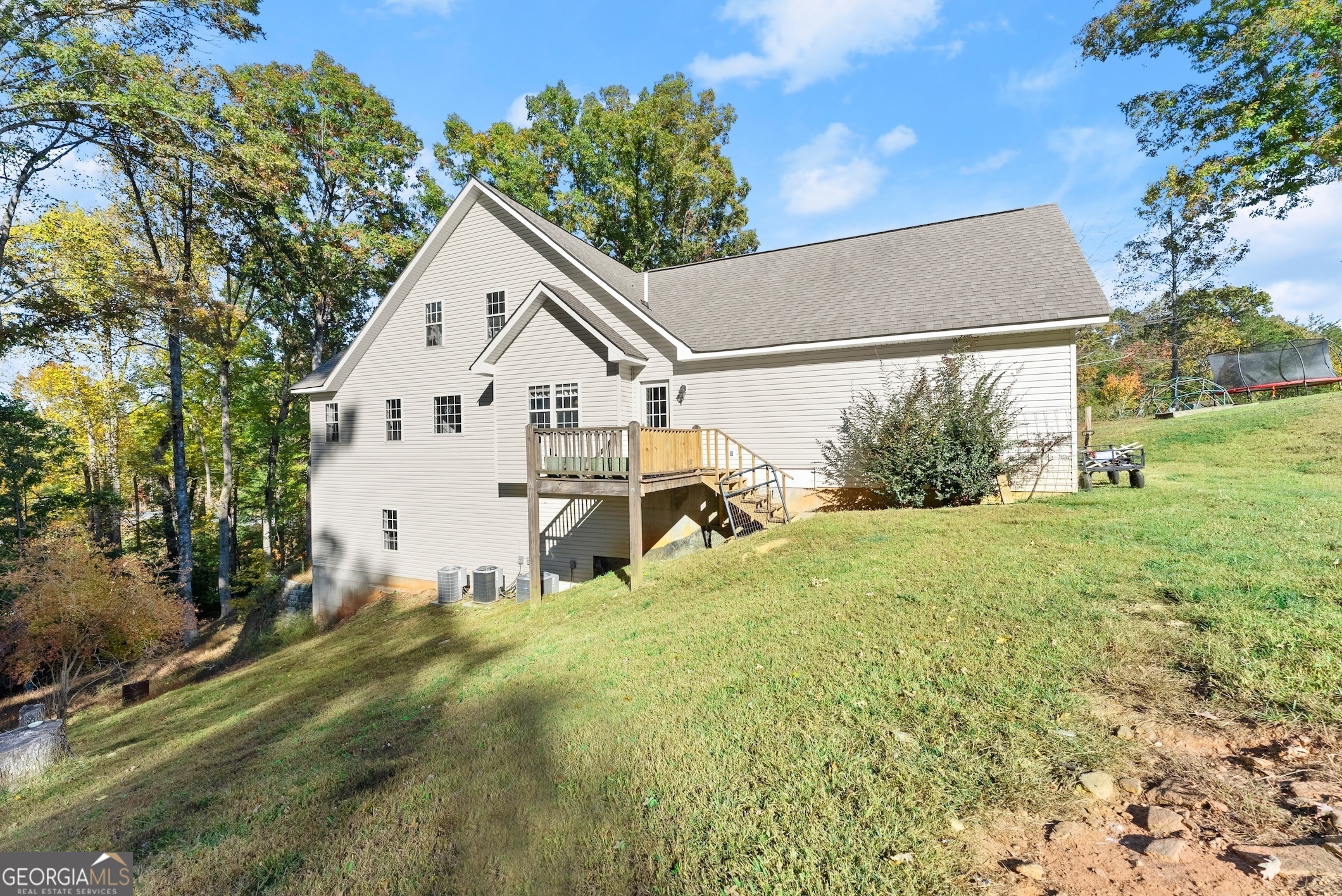 125 And 87 Rainbow Circle Cleveland GA 30528