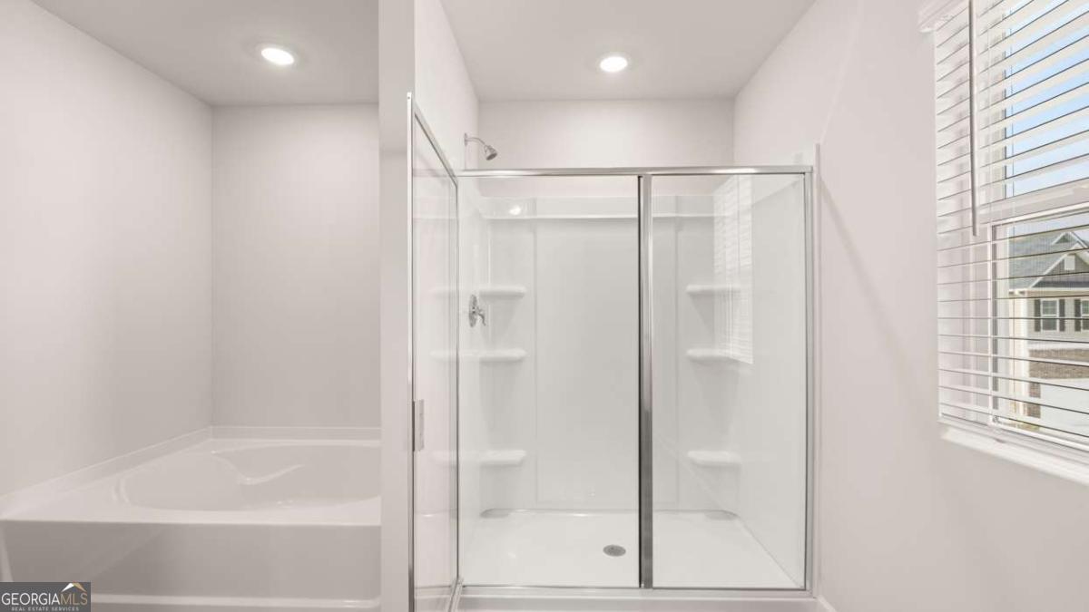 101 White Spruce Way Newnan GA 30265