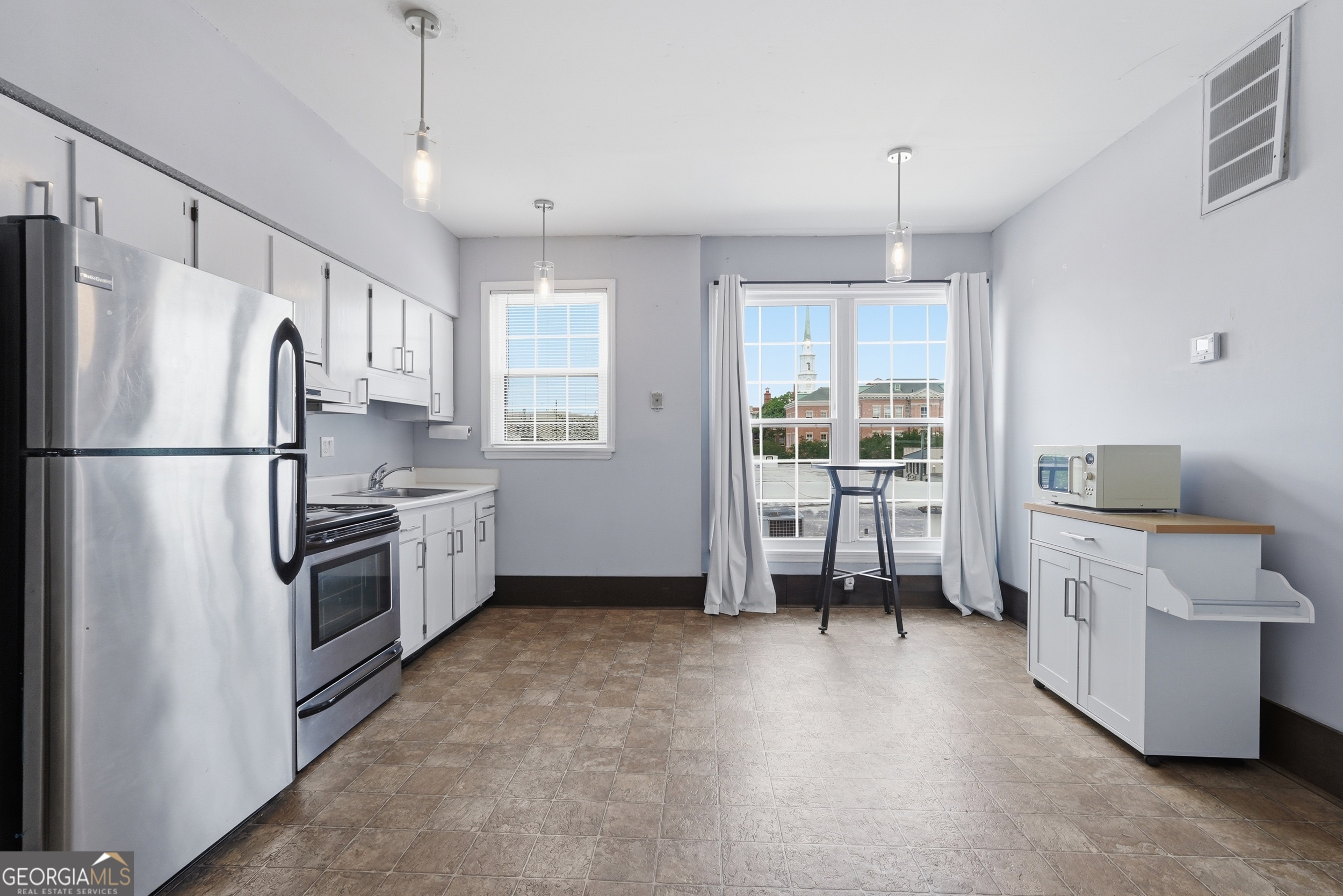219 Abercorn Street Savannah GA 31401