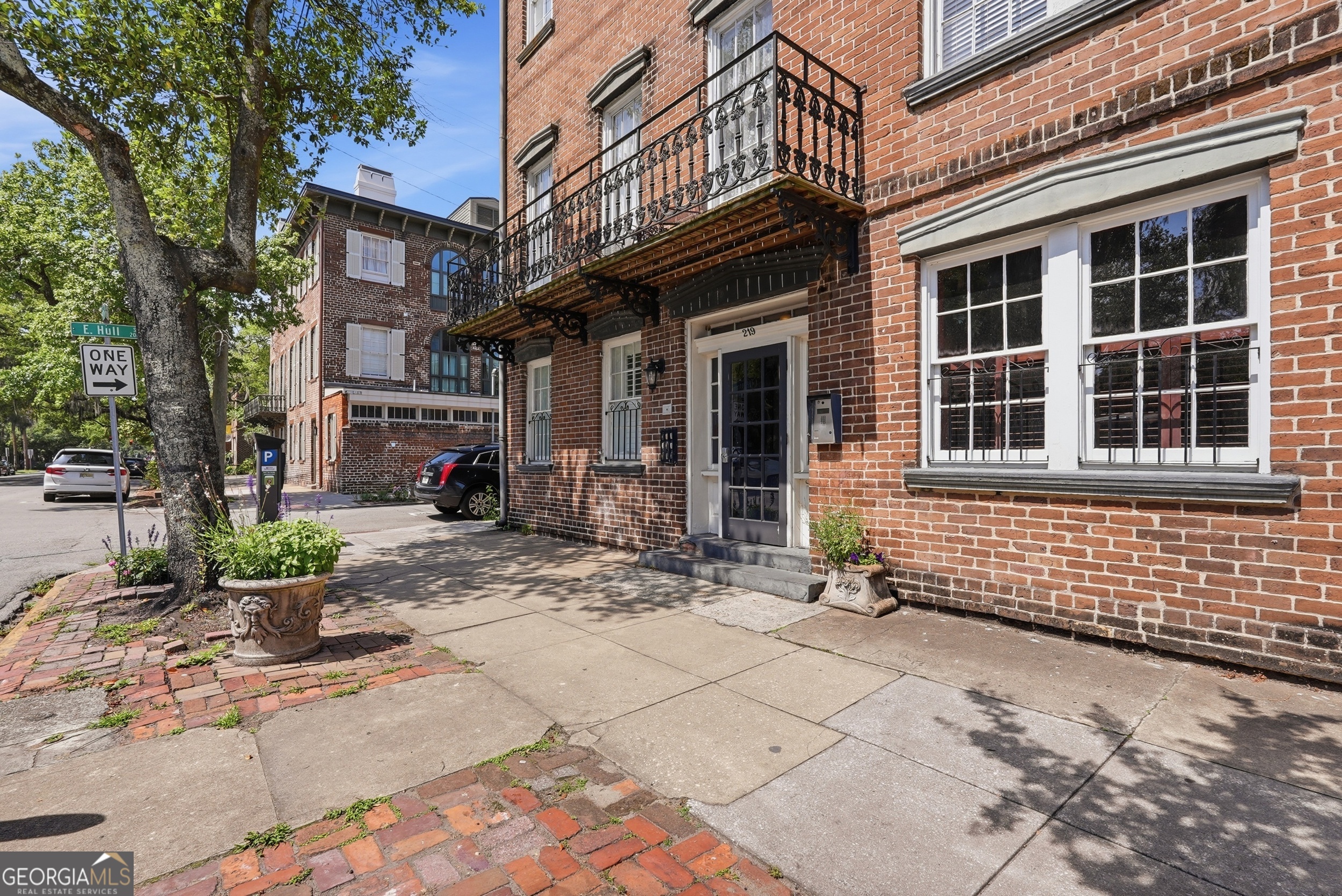 219 Abercorn Street Savannah GA 31401