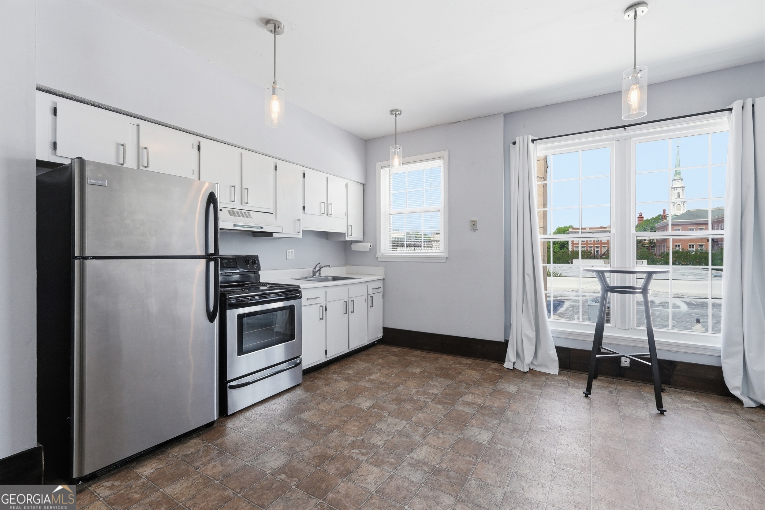 219 Abercorn Street Savannah GA 31401