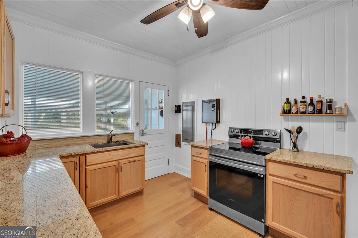 425 S 3rd Street Vienna GA 31092