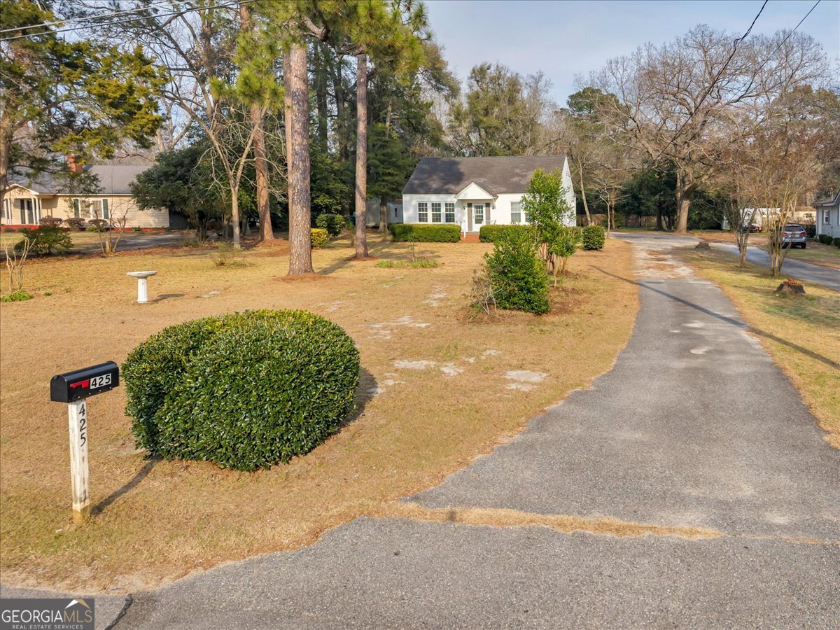 425 S 3rd Street Vienna GA 31092