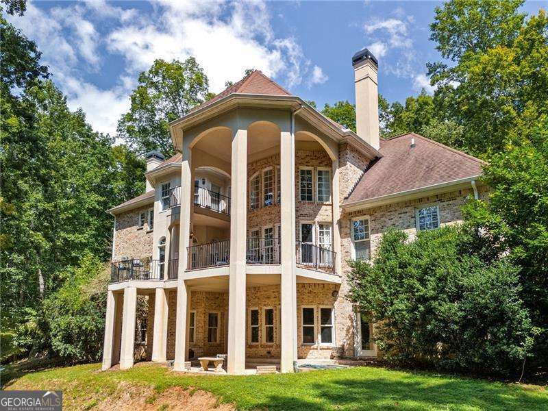 221 Allmond Lane Alpharetta GA 30004
