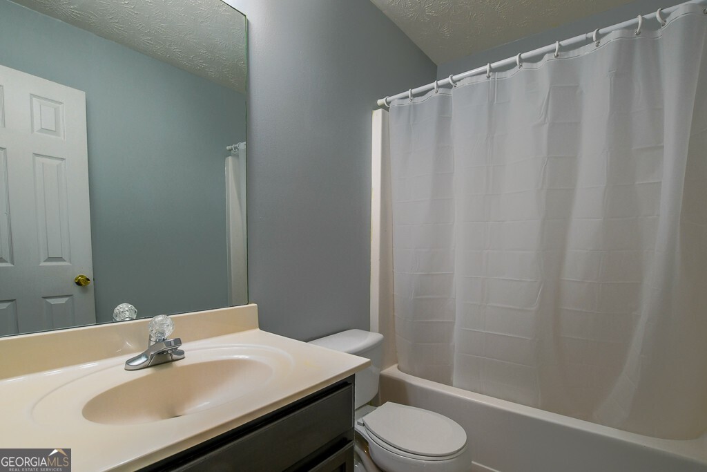 2147 Luna Lane Gainesville GA 30504