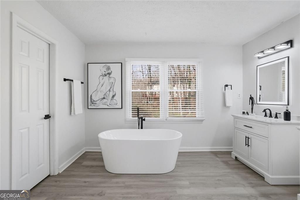 4645 Riveredge Cove Snellville GA 30039