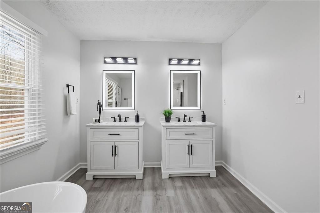 4645 Riveredge Cove Snellville GA 30039