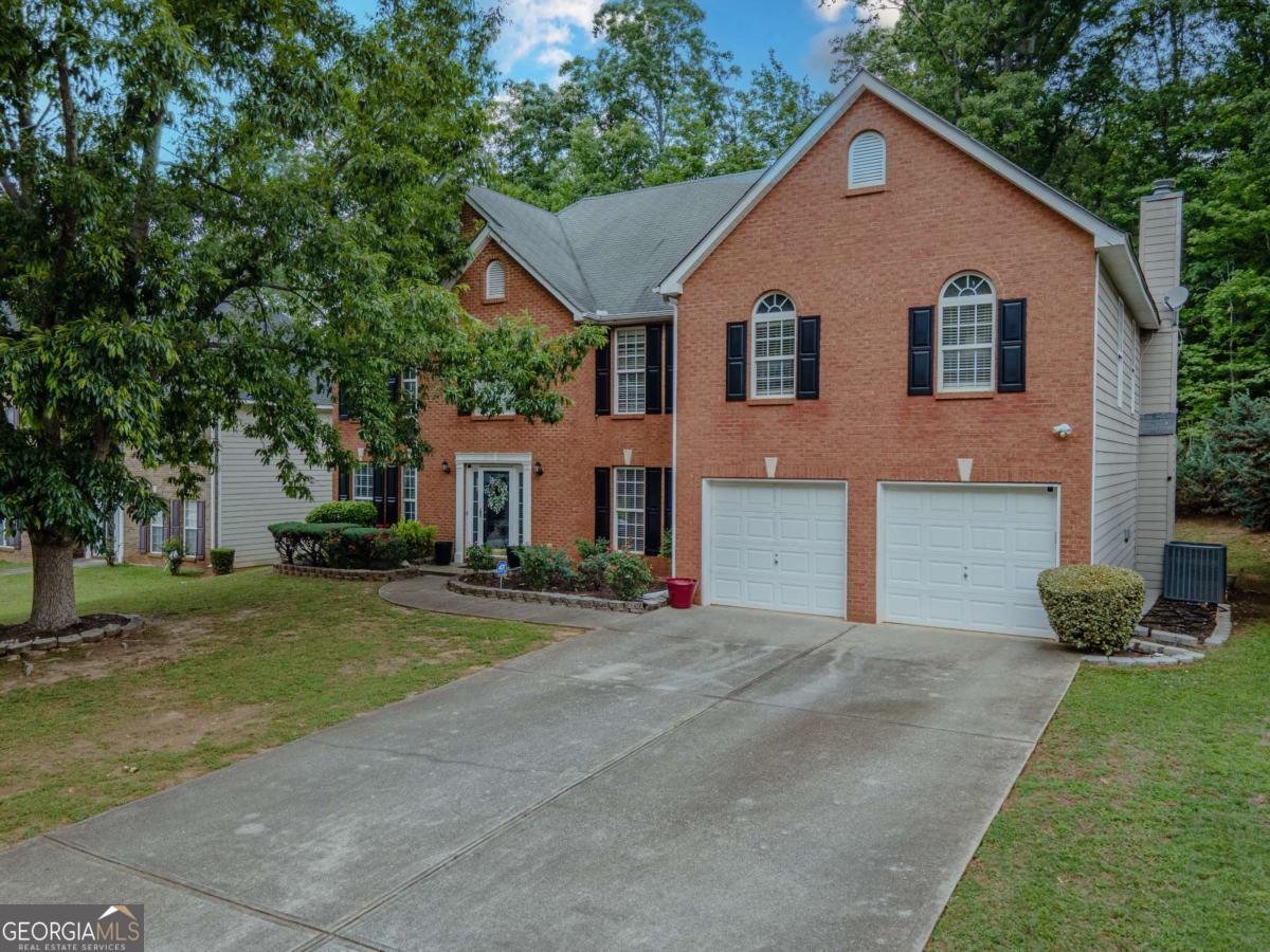 6042 Fairington Farms Lane Lithonia GA 30038