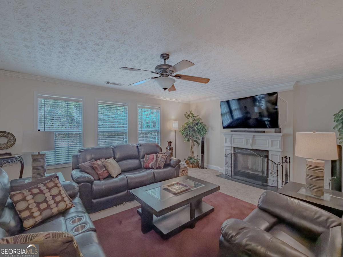 6042 Fairington Farms Lane Lithonia GA 30038