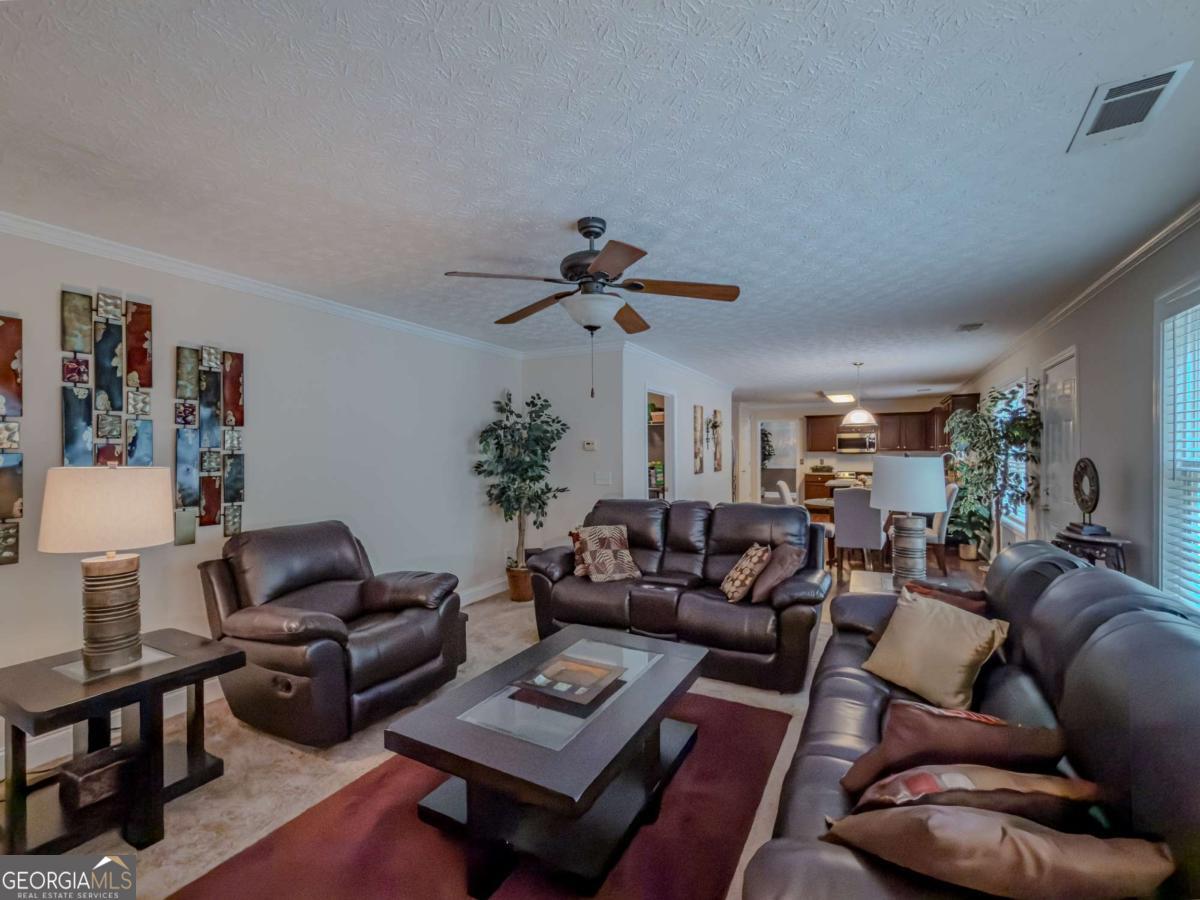 6042 Fairington Farms Lane Lithonia GA 30038