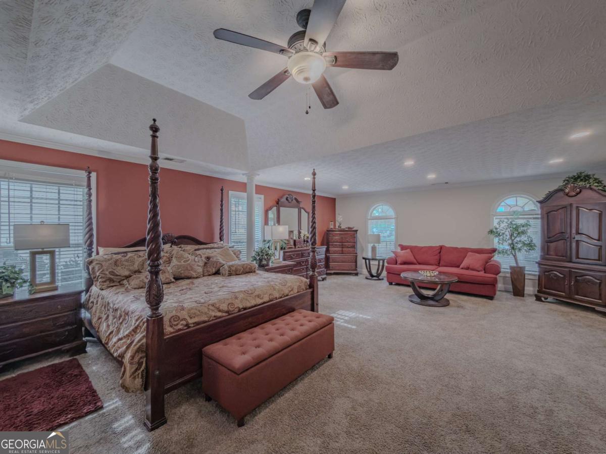 6042 Fairington Farms Lane Lithonia GA 30038