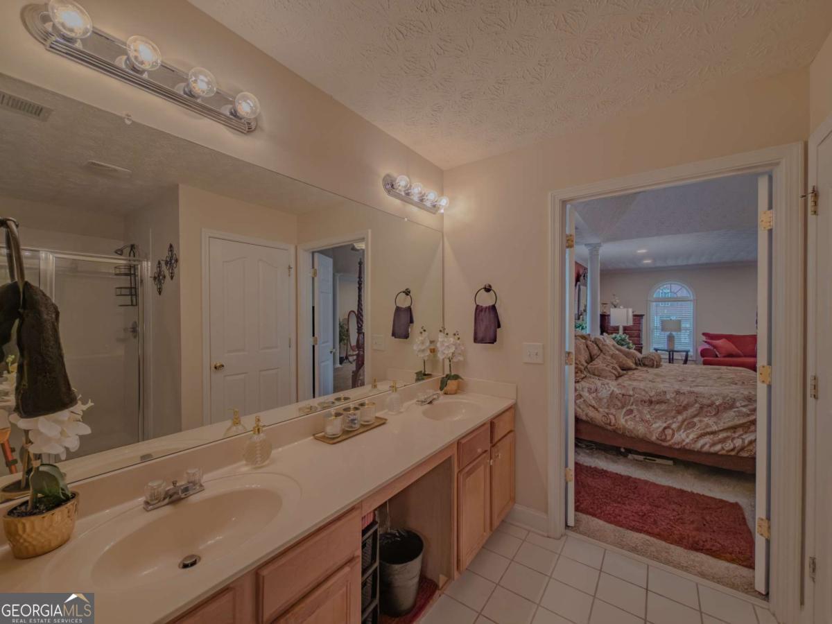6042 Fairington Farms Lane Lithonia GA 30038