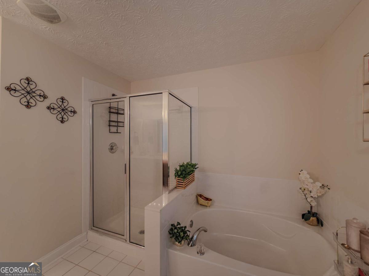 6042 Fairington Farms Lane Lithonia GA 30038