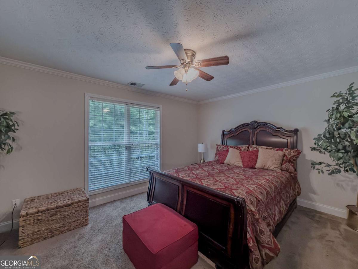 6042 Fairington Farms Lane Lithonia GA 30038