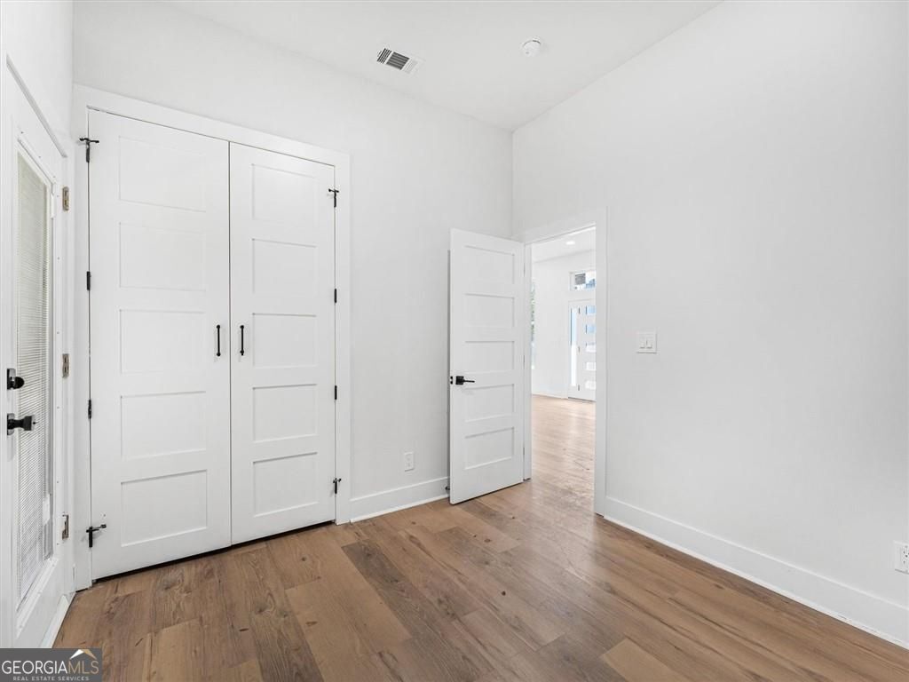 1571 Mary George Avenue NW Atlanta GA 30318