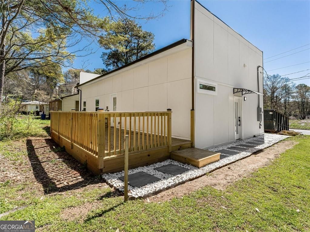 1571 Mary George Avenue NW Atlanta GA 30318