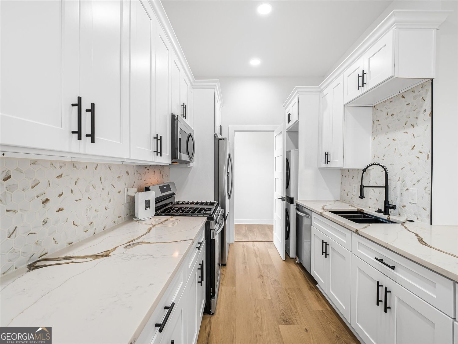 1571 Mary George Avenue NW Atlanta GA 30318