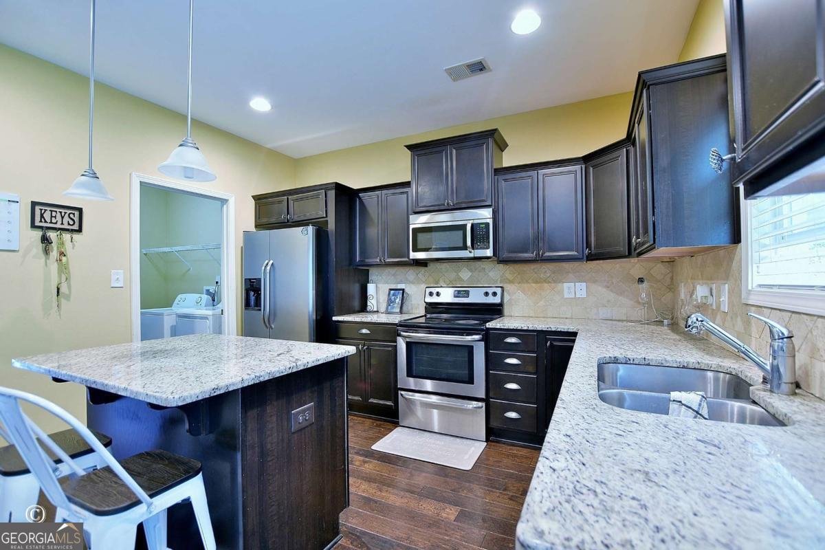 15 Lilac Path Hamilton GA 31811