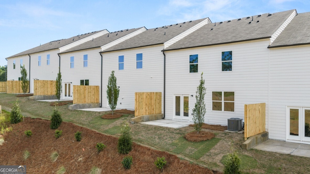 1833 Meadow Green Circle Gainesville GA 30501