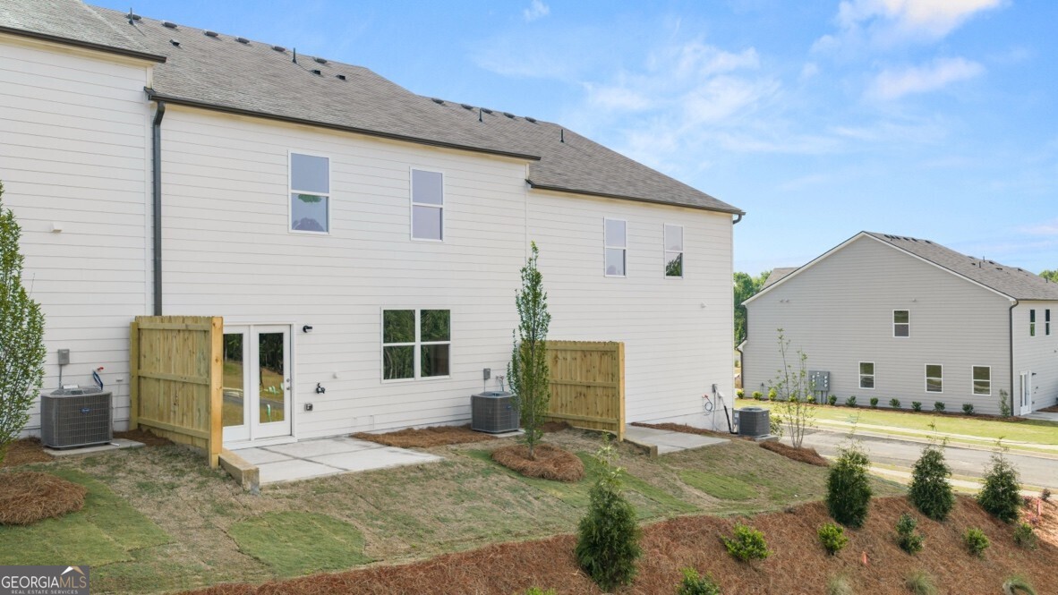 1833 Meadow Green Circle Gainesville GA 30501