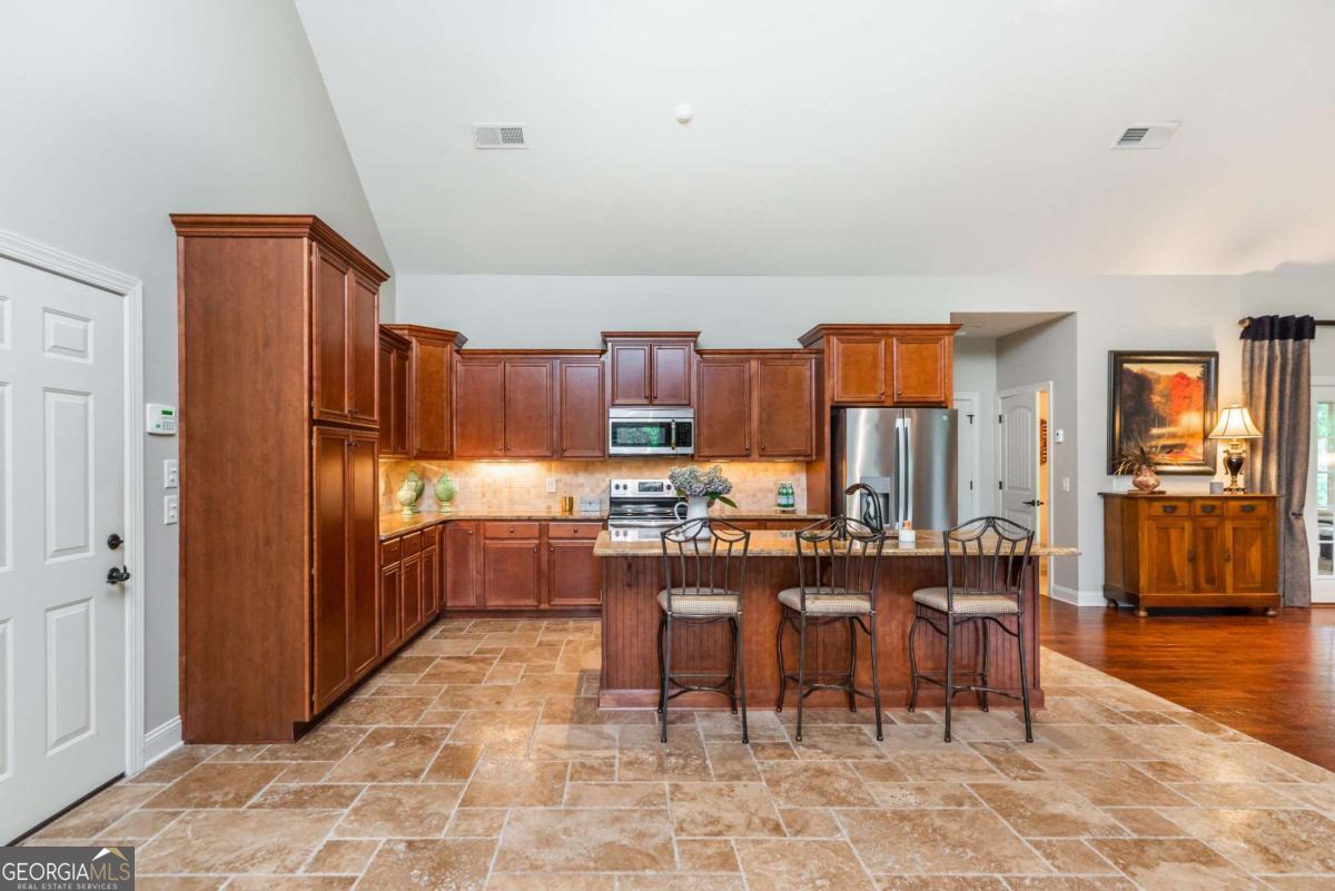 565 Owens Gin Road NE Calhoun GA 30701