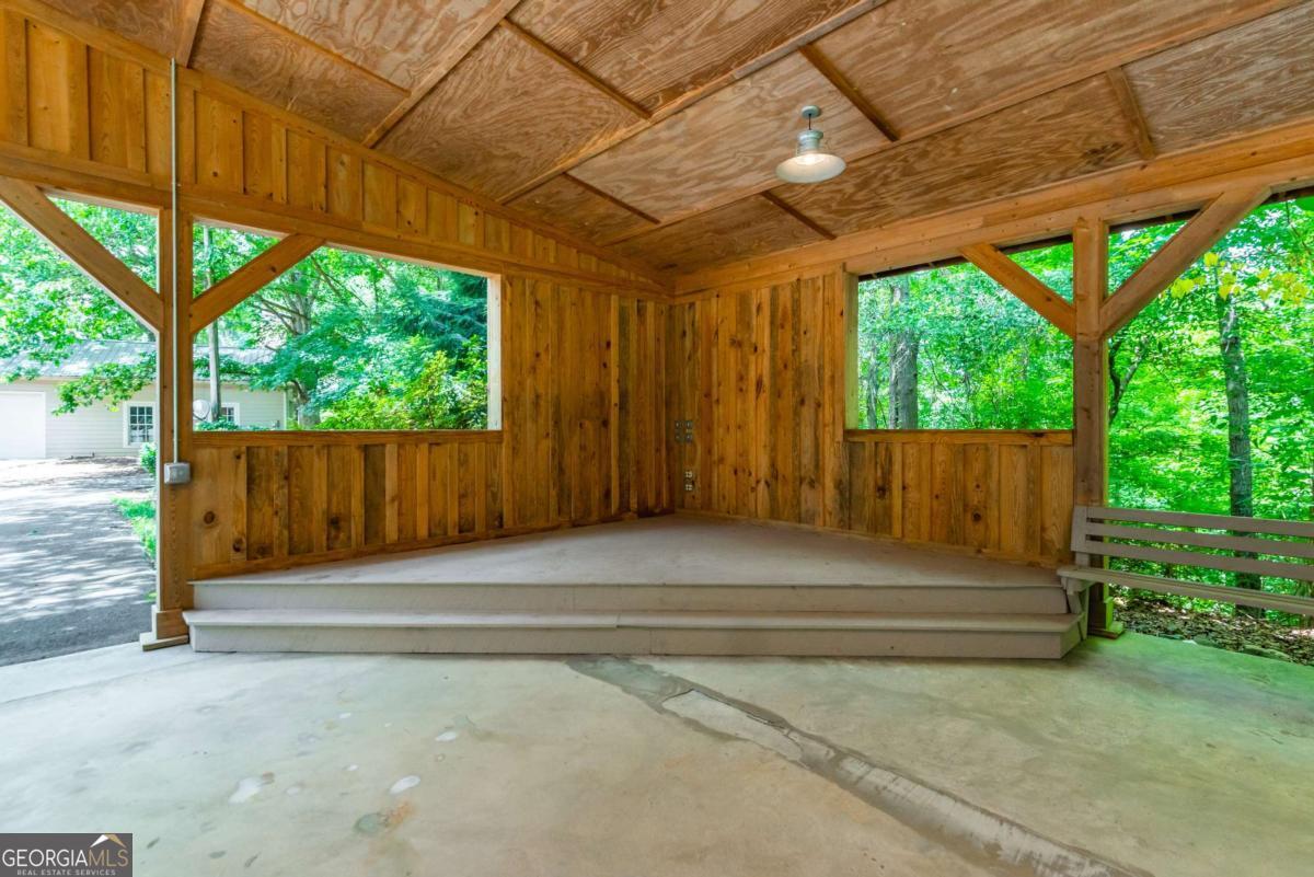 565 Owens Gin Road NE Calhoun GA 30701