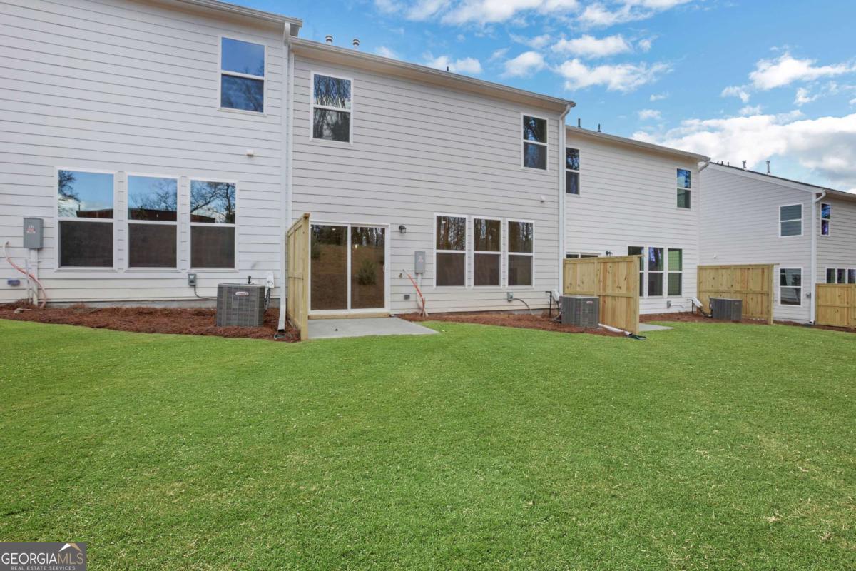 8 Trace Bluff Dawsonville GA 30534