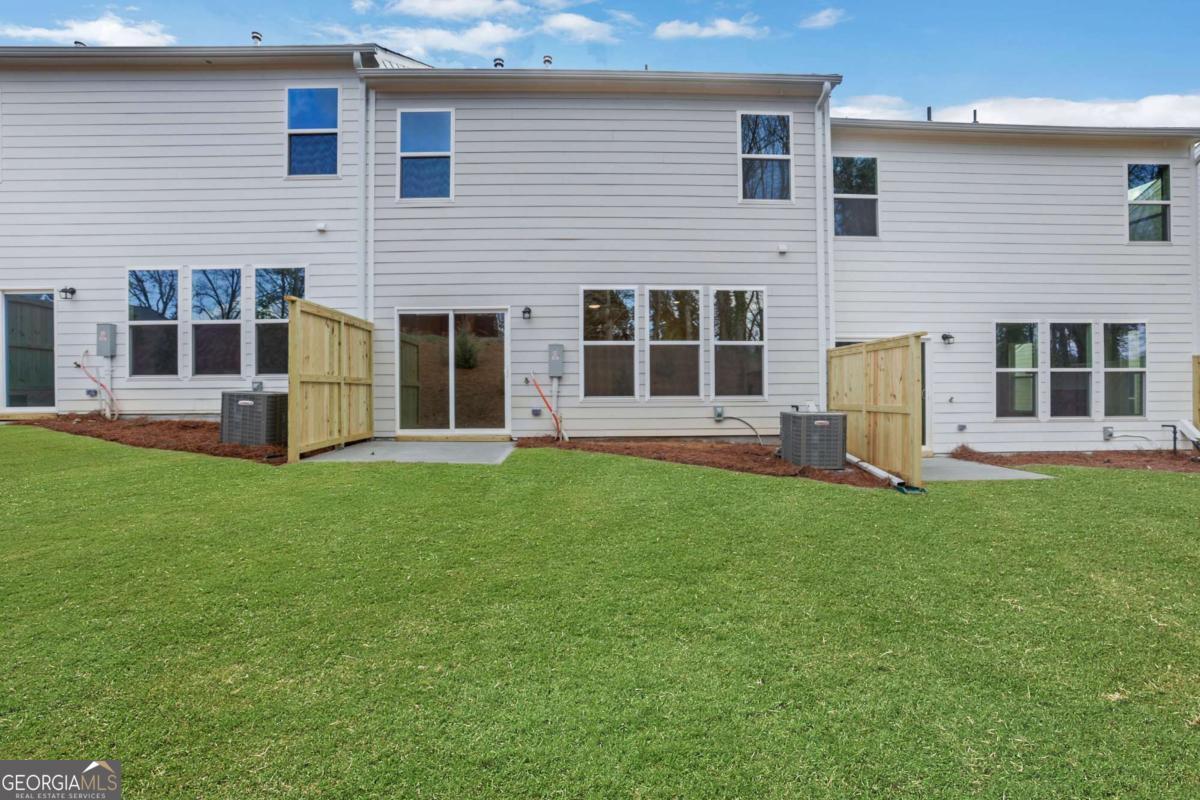 8 Trace Bluff Dawsonville GA 30534