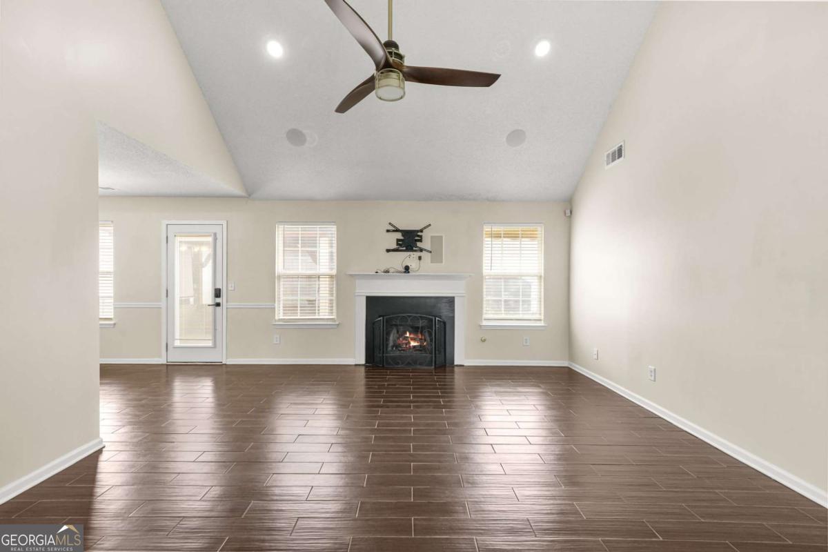 2021 Registry Drive Hampton GA 30228