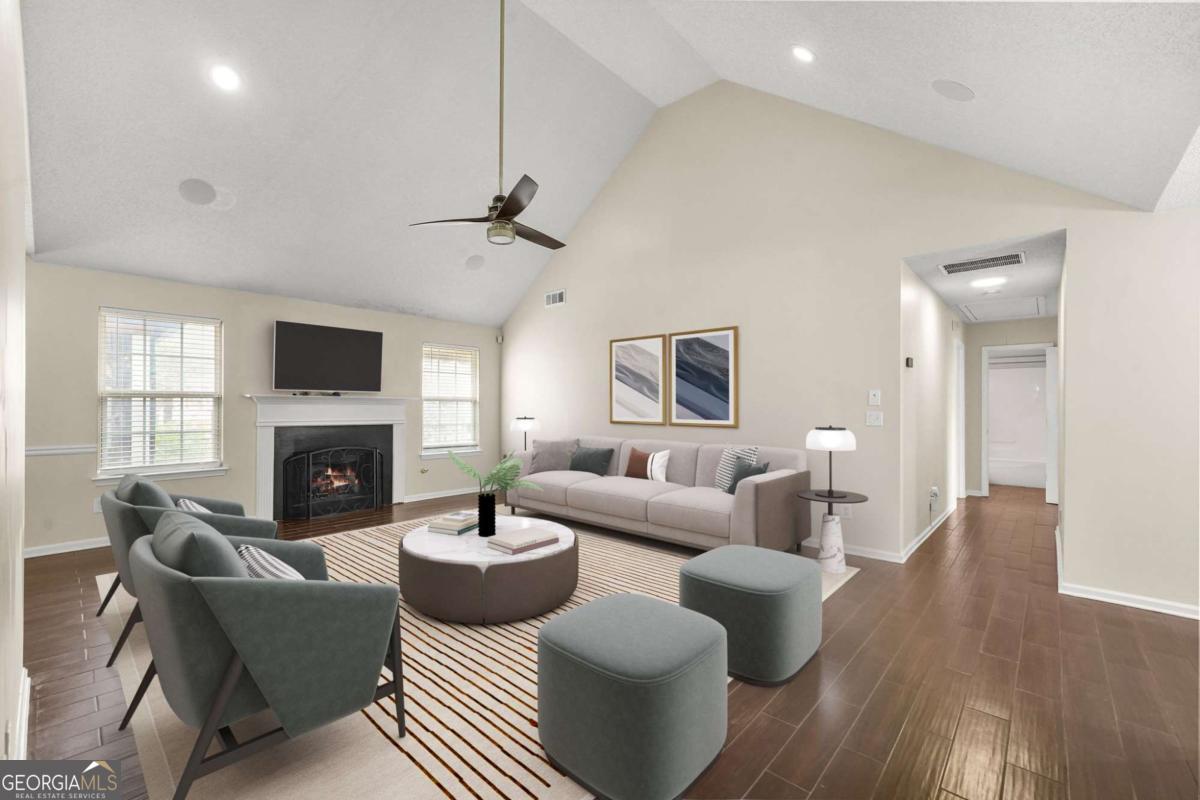 2021 Registry Drive Hampton GA 30228