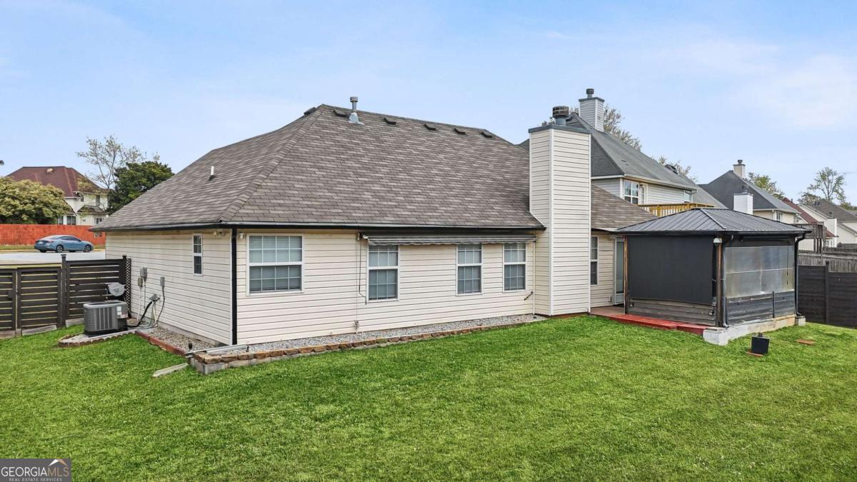 2021 Registry Drive Hampton GA 30228