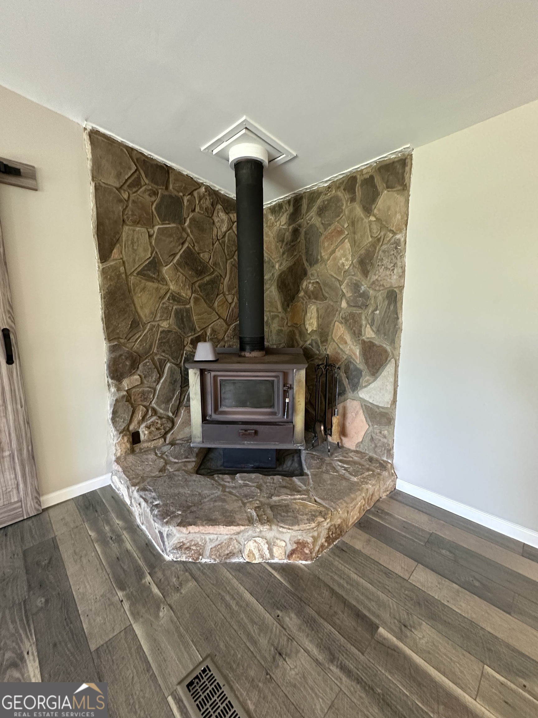 351 River Lake Drive Eatonton GA 31024