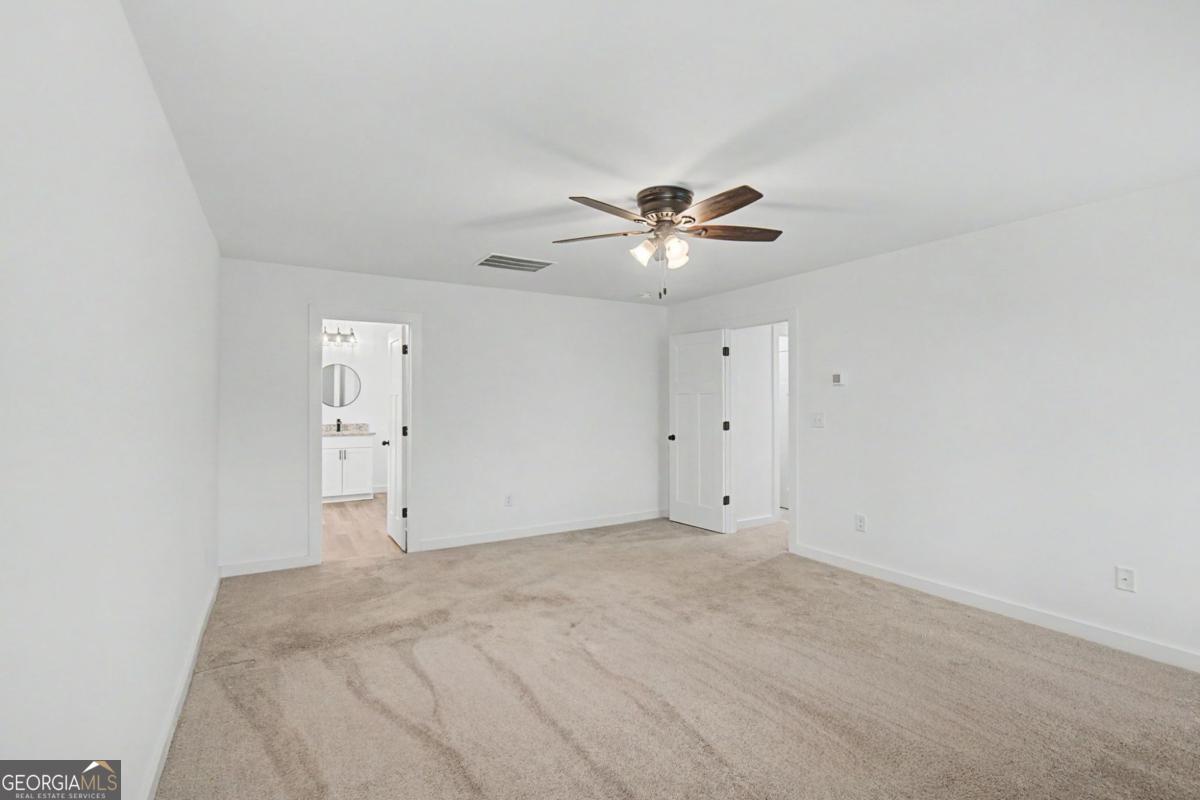 24 Rocky Circle NE White GA 30184