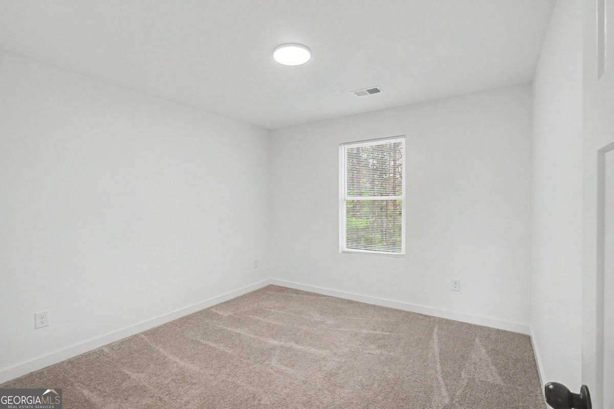 24 Rocky Circle NE White GA 30184